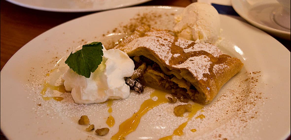 Apfelstrudel