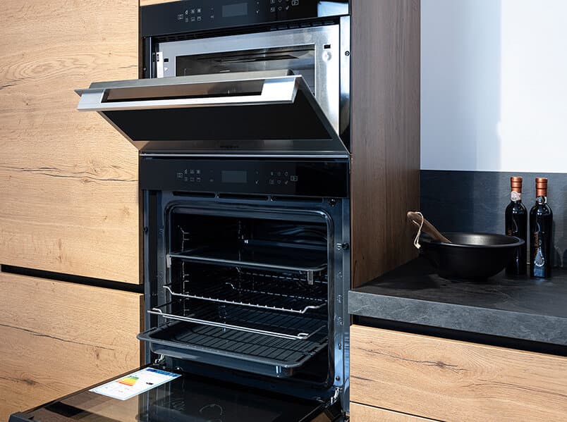 Oven