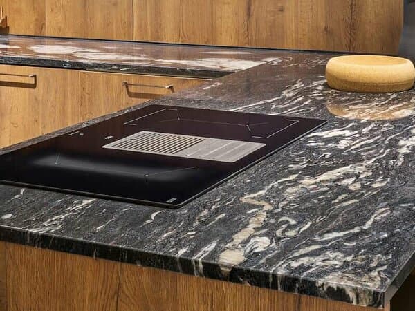 Stenen keukenbladen